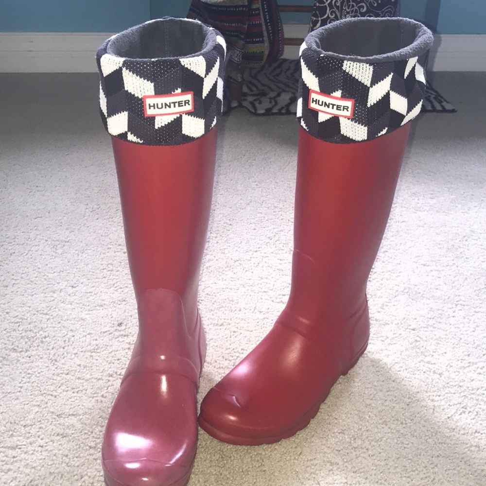 Red Tall Matte Hunter Boots with Hunter Socks